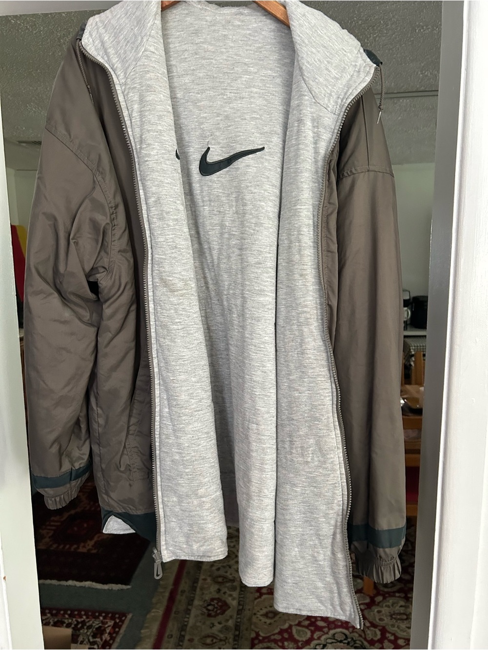 Vintage 90s Reversible Nike Men’s Olive/Brown Shell with Gray Cloth Lined Hoodie